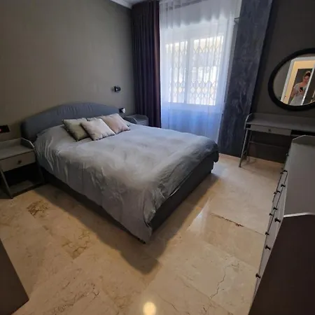 Modern 3 Bedrooms トレビエハ